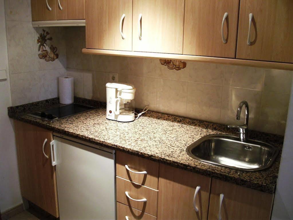 Vicenta Apartaments Torremolinos Exterior photo