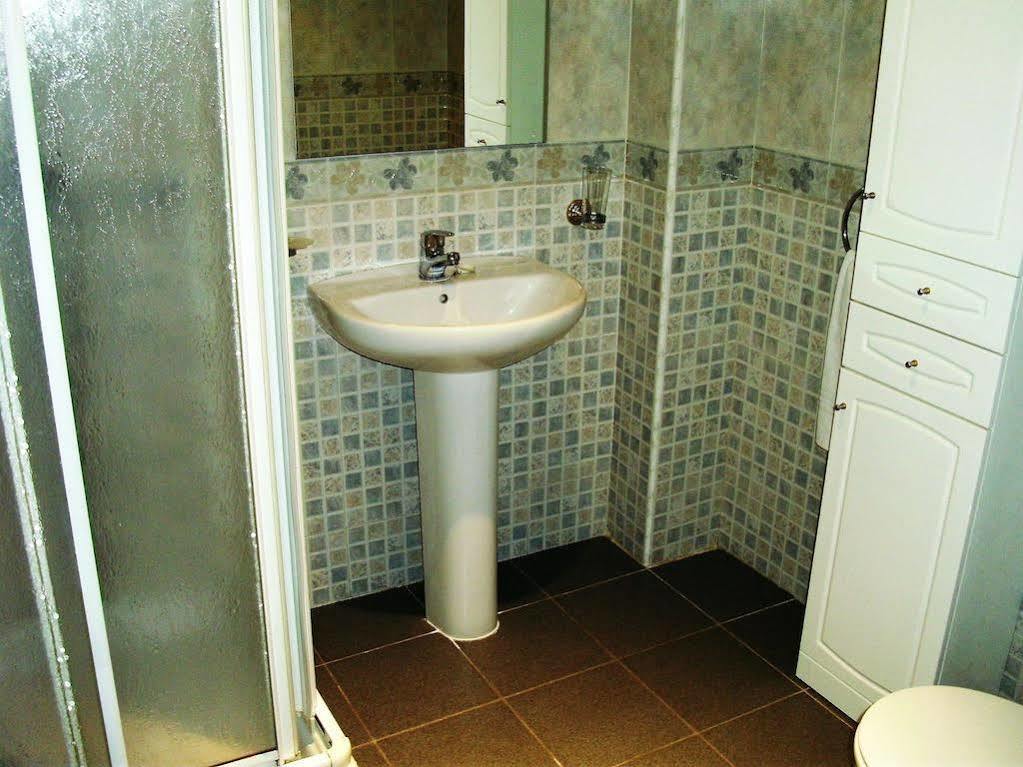 Vicenta Apartaments Torremolinos Exterior photo