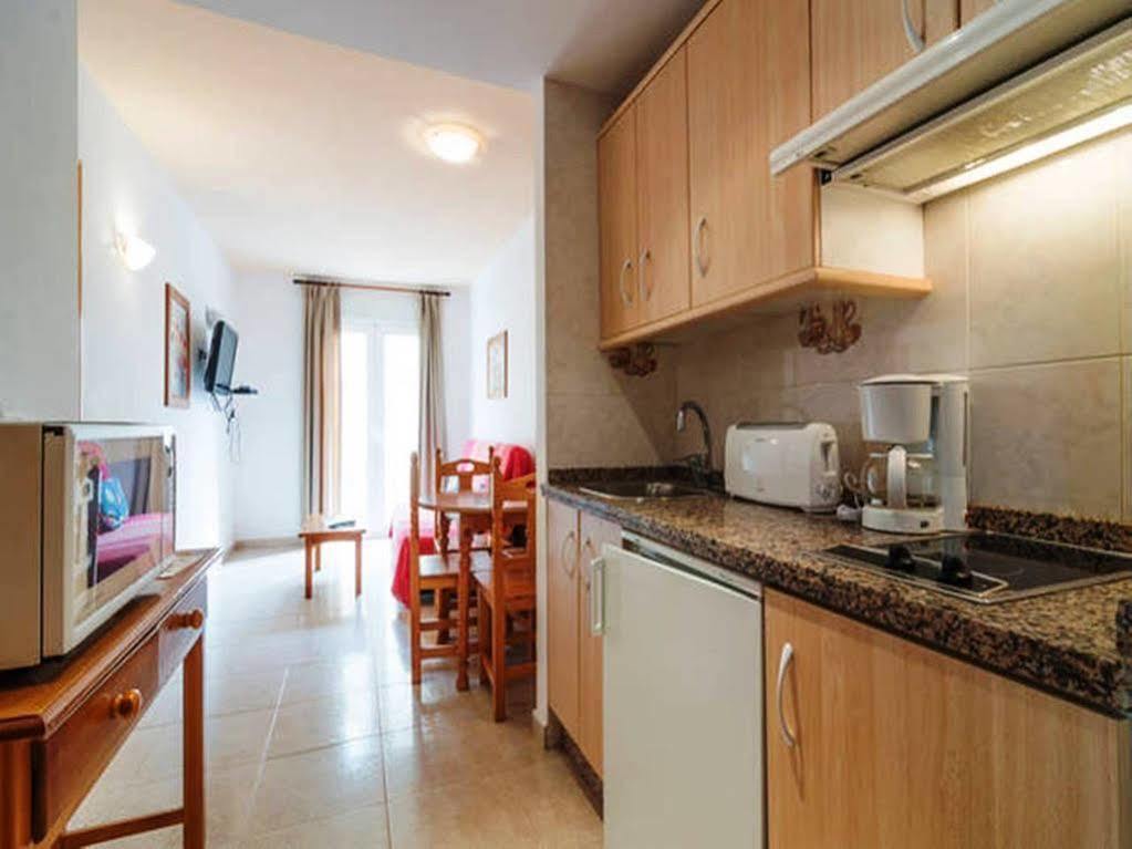 Vicenta Apartaments Torremolinos Exterior photo